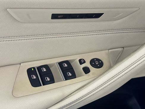 Used 2023 BMW 530i w/ Convenience Package RWD image 14
