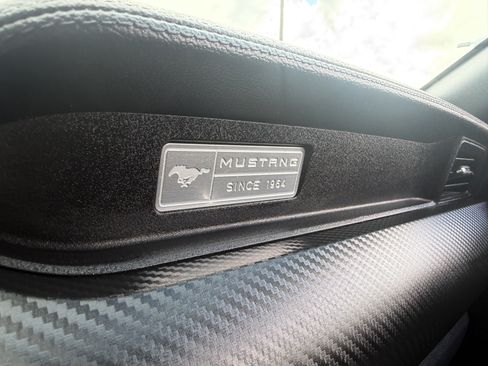 Used 2015 Ford Mustang Coupe w/ Equipment Group 051A RWD image 31