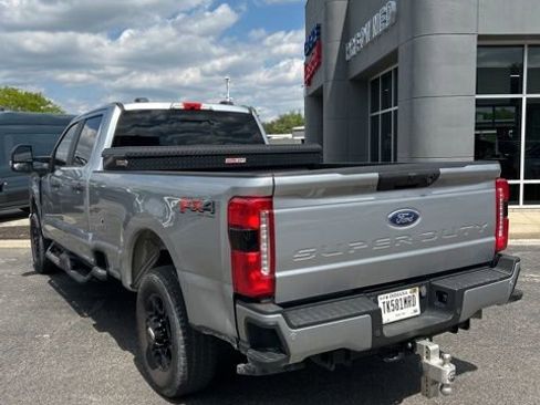 Used 2023 Ford F250 XL w/ STX Appearance Package AWD/4WD image 7