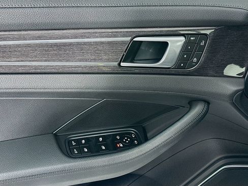 Certified 2023 Porsche Panamera 4 AWD/4WD image 20