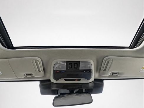 Certified 2025 Subaru Crosstrek 2.5i Premium AWD/4WD image 21