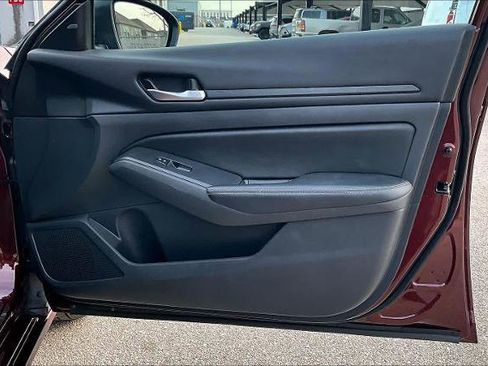 Certified 2025 Nissan Altima 2.5 SV image 22