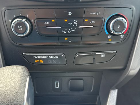 Used 2019 Ford Escape S FWD image 27