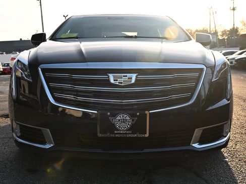 Used 2019 Cadillac XTS Luxury w/ Driver Awareness Package image 3
