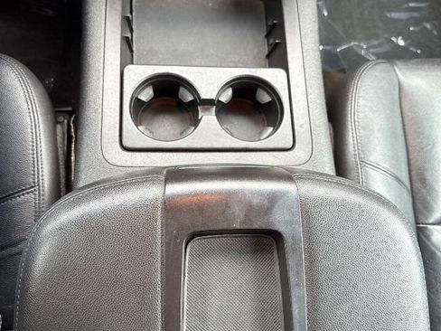 Used 2013 Chevrolet Suburban LT w/ Luxury Package image 21