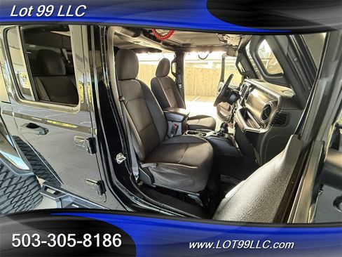 Used 2022 Jeep Gladiator Sport AWD/4WD image 16