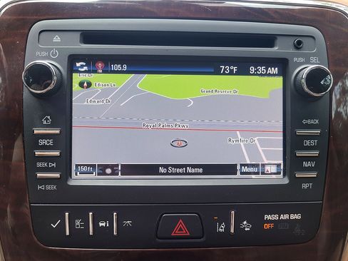 Used 2017 Buick Enclave Premium w/ Experience Buick Package image 37