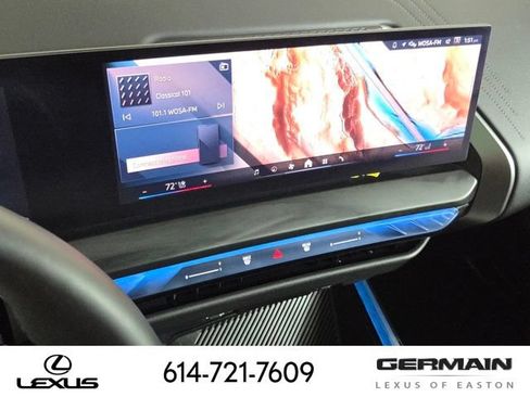 Used 2025 BMW X3 xDrive30i w/ M Sport Package AWD/4WD image 25