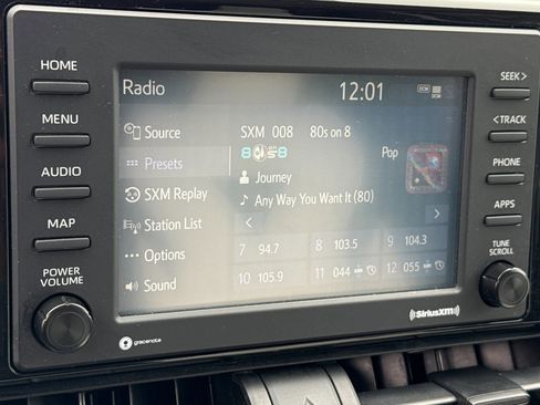Used 2020 Toyota RAV4 XLE w/ XLE Grade Weather Package FWD image 21
