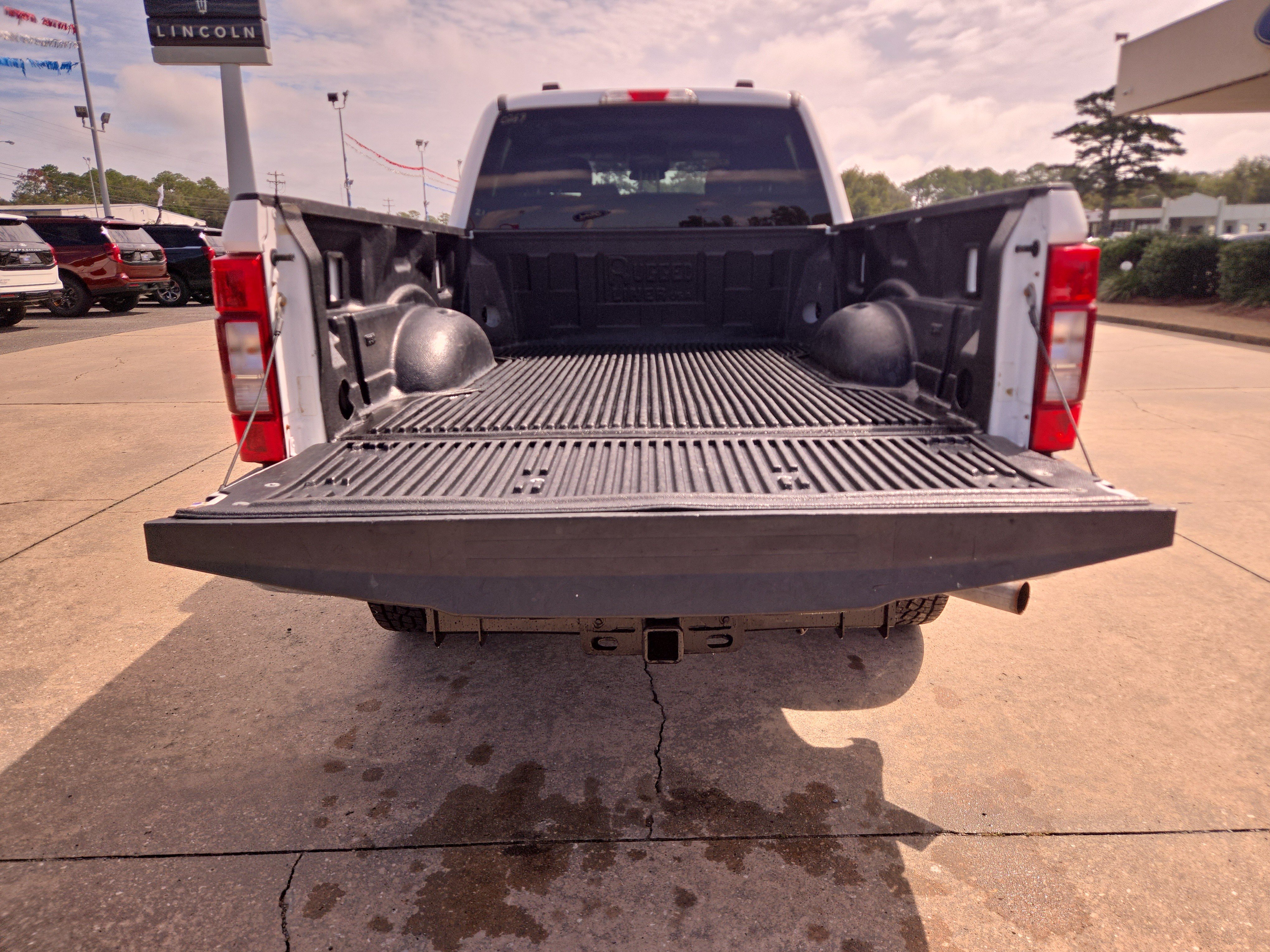 Used 2021 Ford F250 XLT w/ FX4 Off-Road Package AWD/4WD image 8