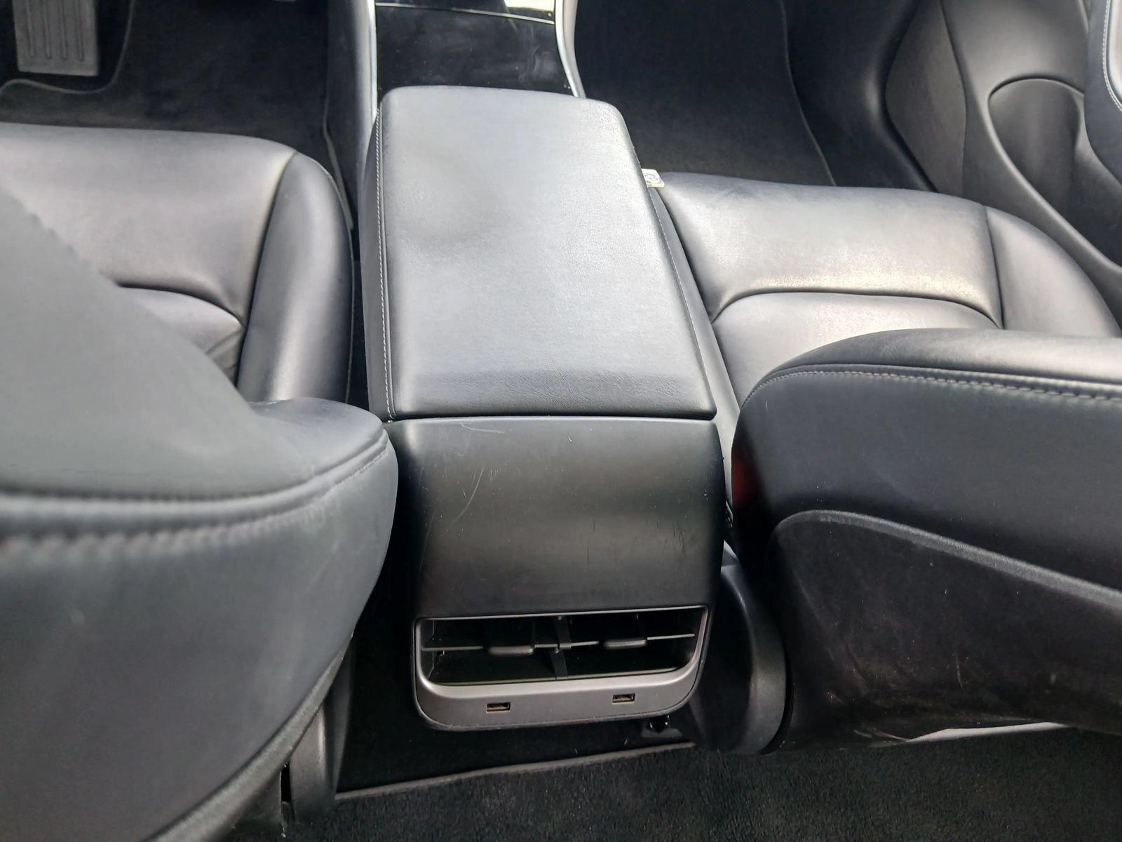 Used 2018 Tesla Model 3 Long Range RWD image 25