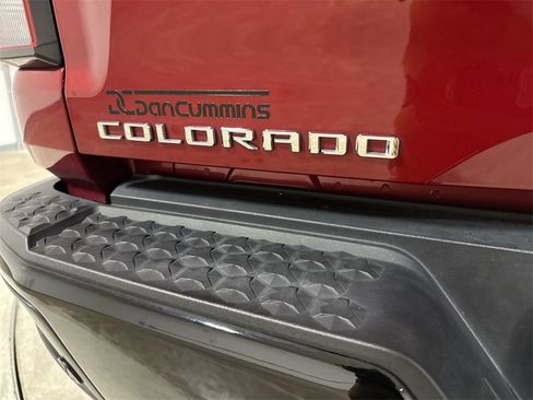 Used 2024 Chevrolet Colorado Z71 w/ Z71 Convenience Package 2 image 27