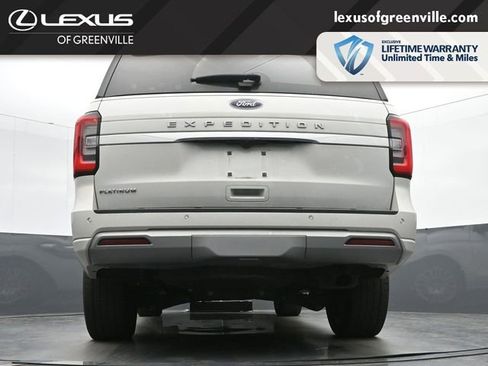 Used 2024 Ford Expedition Platinum image 13