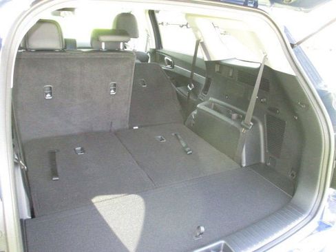 New 2025 Kia Sorento S w/ Panoramic Sunroof Package image 11