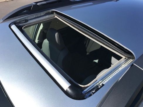 Used 2021 Subaru Outback Limited w/ Popular Package #2 image 9