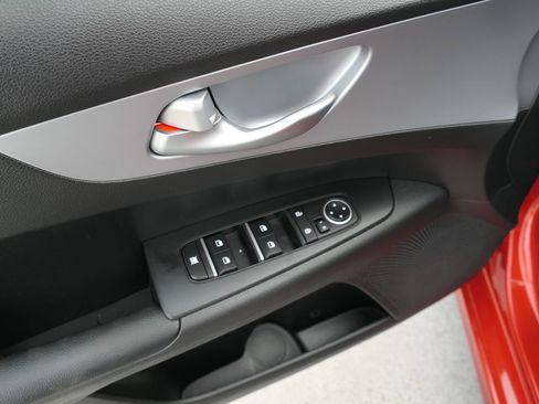 Used 2023 Kia Forte LXS w/ LXS Technology Package image 14