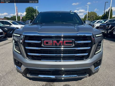 New 2026 GMC Yukon XL Elevation w/ Elevation Premium Package AWD/4WD image 10