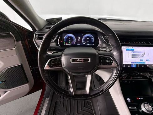 Used 2021 Jeep Grand Cherokee L Overland w/ Advanced Protech Group III image 11