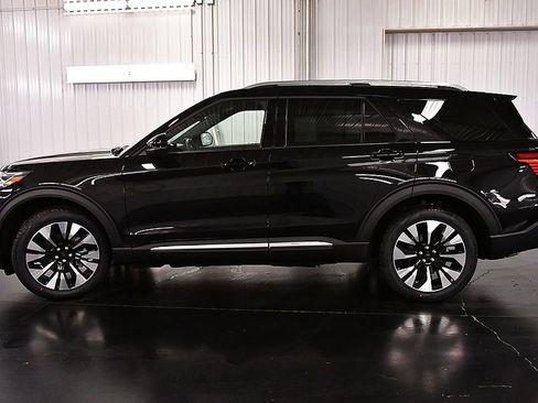 New 2026 Ford Explorer Platinum image 4