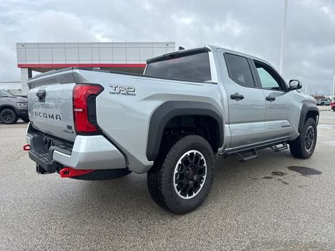 Used 2026 Toyota Tacoma TRD Off-Road AWD/4WD image 6