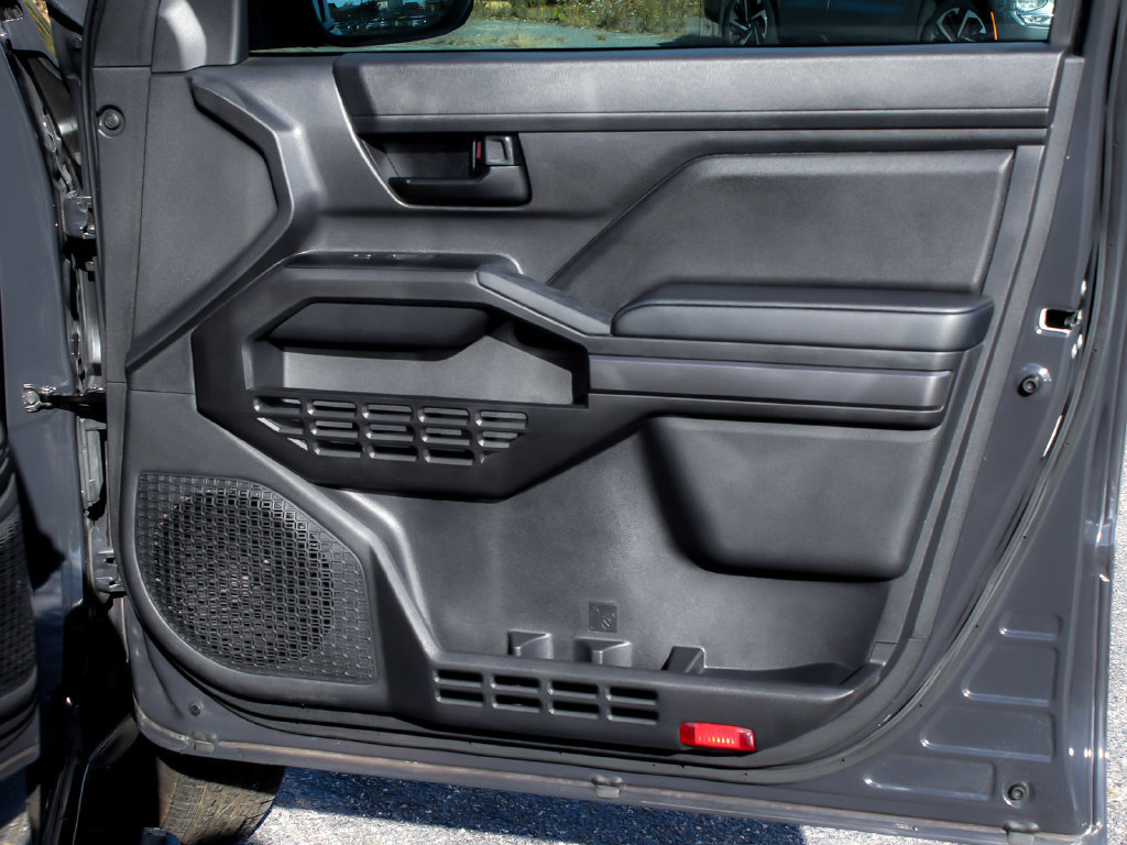 Used 2026 Toyota Tacoma SR5 AWD/4WD image 13