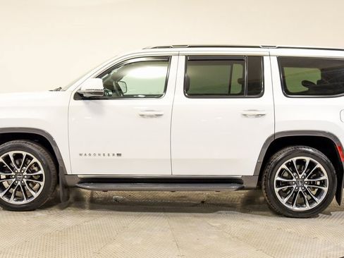 Used 2022 Jeep Wagoneer Series II w/ Premium Group I image 8