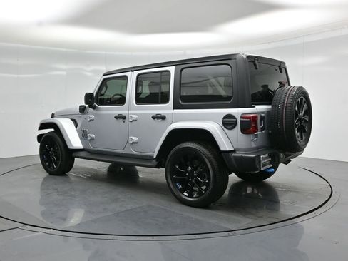 Used 2023 Jeep Wrangler Unlimited Sahara w/ Cold Weather Group image 7