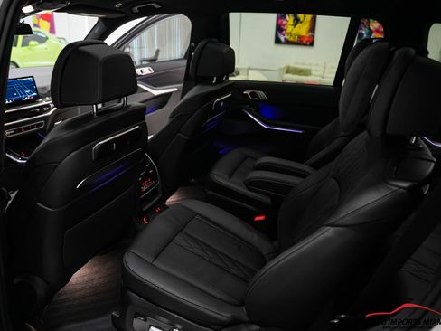 Used 2024 BMW X7 xDrive40i w/ M Sport Package image 8