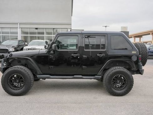 Used 2016 Jeep Wrangler Unlimited Sport w/ Quick Order Package 23S AWD/4WD image 11