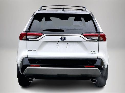 Used 2024 Toyota RAV4 XSE image 4