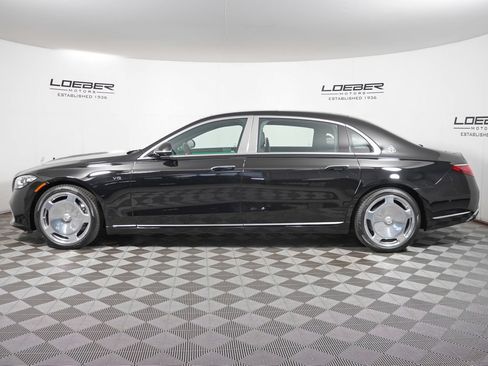 Used 2025 Mercedes-Benz Maybach S 680 4MATIC image 2