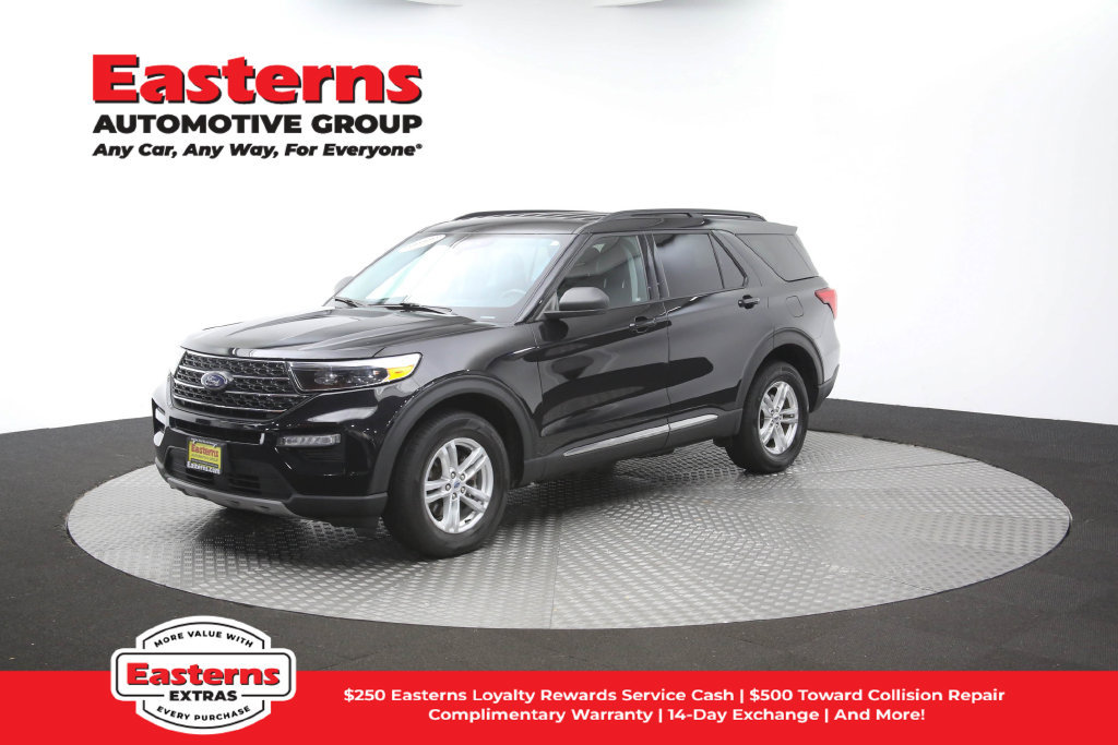 Used 2023 Ford Explorer XLT w/ Equipment Group 202A AWD/4WD image 58