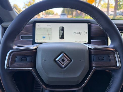 Used 2023 Rivian R1S Adventure AWD/4WD image 23
