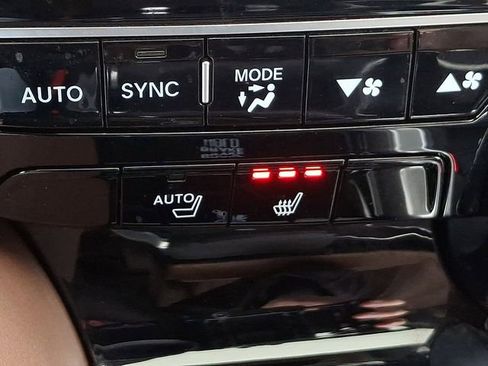 Used 2023 Acura MDX SH-AWD w/ Technology Package image 25