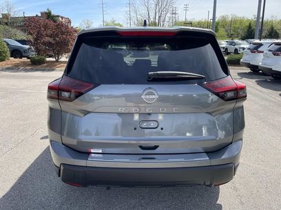 New 2026 Nissan Rogue SV