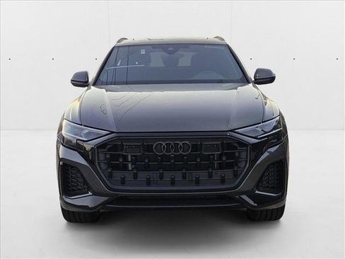 New 2025 Audi Q8 Premium w/ Black Optic Package image 5
