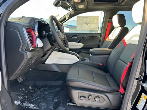 New 2026 GMC Canyon AT4X image 21