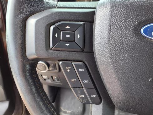 Used 2018 Ford F150 XLT w/ Equipment Group 302A Luxury image 4