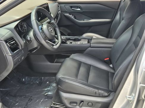 Used 2022 Nissan Rogue SL w/ SL Premium Package FWD image 9