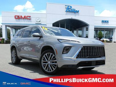 Used 2025 Buick Enclave Avenir w/ Super Cruise Package