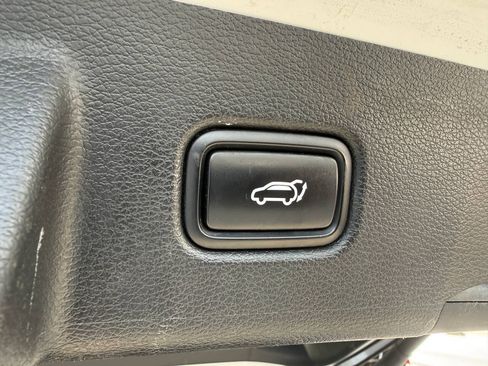 Used 2022 Kia Telluride EX w/ EX Premium Package AWD/4WD image 44