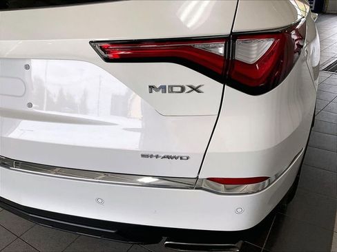 Used 2023 Acura MDX SH-AWD w/ Advance Package image 28