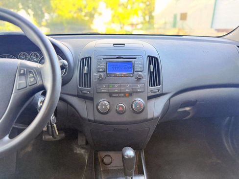 Used 2011 Hyundai Elantra GLS image 14