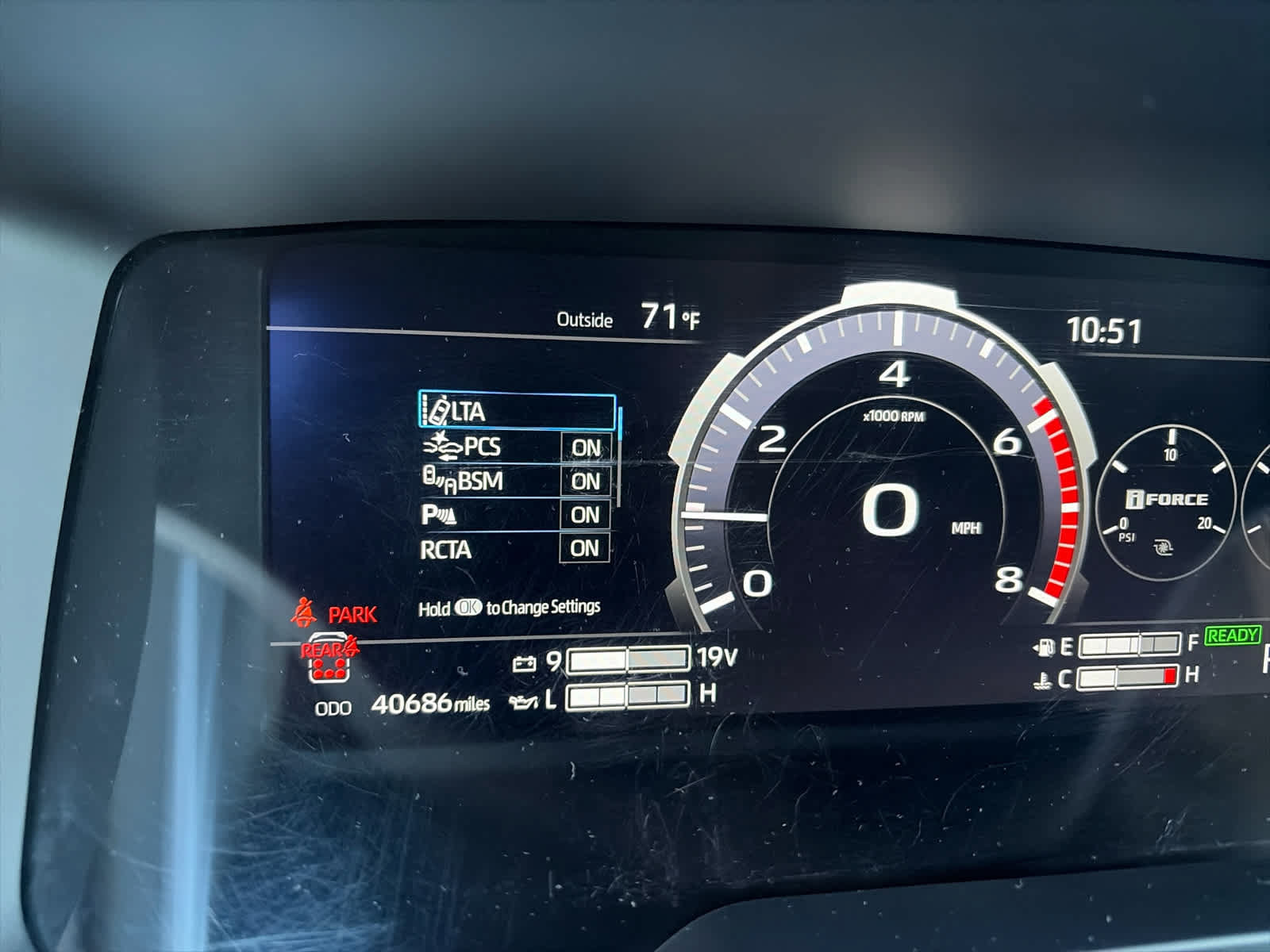 Used 2025 Toyota Sequoia Capstone AWD/4WD image 10