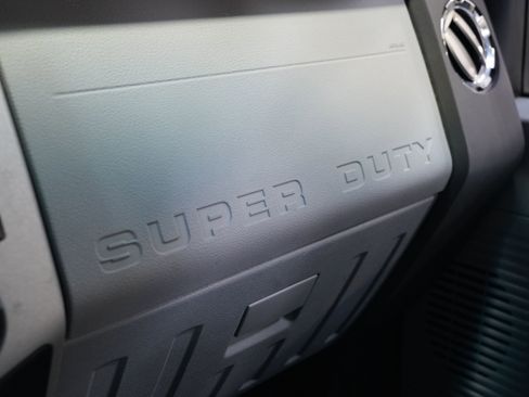 Used 2015 Ford F250 XLT w/ XLT Value Package image 44