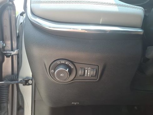 Used 2022 Jeep Compass Limited AWD/4WD image 15