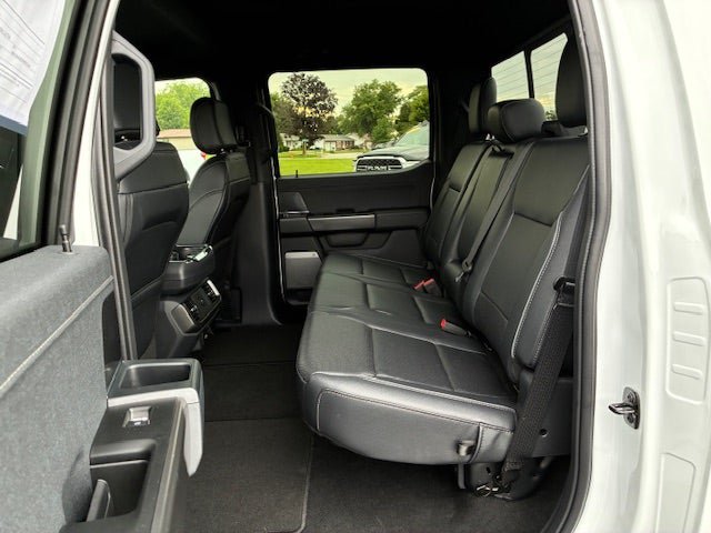 Used 2025 Ford F150 Lariat w/ Bed Utility Package AWD/4WD image 16
