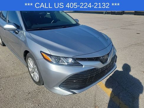 Used 2020 Toyota Camry LE image 22