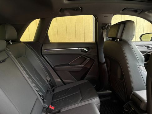 Used 2021 Audi Q3 2.0T Premium Plus image 37