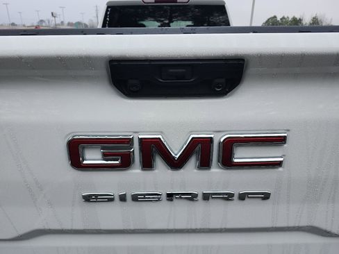 New 2026 GMC Sierra 2500 Pro image 4